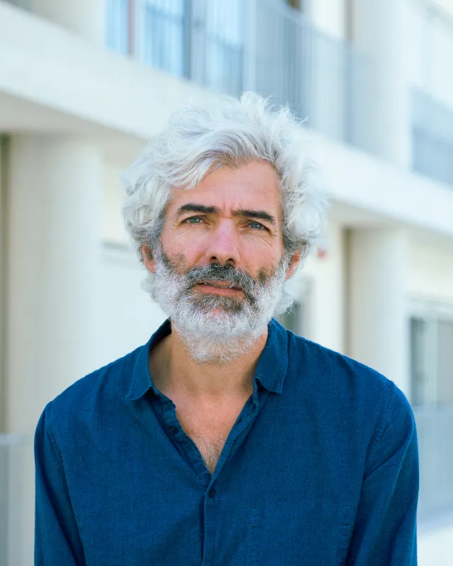 <span>Ivry Serres</span>
